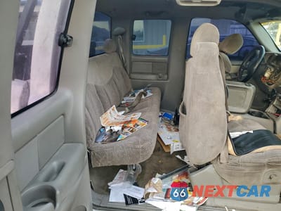 Zdjęcie 11 z 14 samochodu: 1999 CHEVROLET SILVERADO VIN:2GCEC19T2X1223641 - miniatura