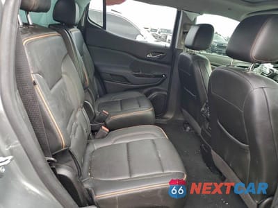 Zdjęcie 11 z 13 samochodu: 2023 GMC ACADIA AT4 VIN:1GKKNLLS7PZ165241 - miniatura