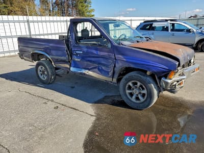 Czwarte zdjęcie samochodu z boku: 1997 NISSAN TRUCK BASE VIN:1N6SD11S0VC379412 - miniatura