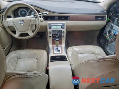 Zdjęcie 8 z 12 samochodu: 2011 VOLVO XC70 3.2 VIN:YV4952BL1B1105457 - miniatura