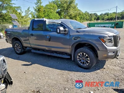 Czwarte zdjęcie samochodu z boku: 2023 NISSAN TITAN XD SV VIN:1N6AA1FB9PN114590 - miniatura