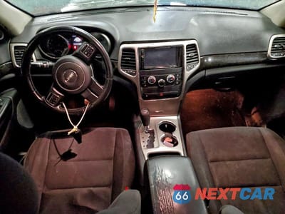 Zdjęcie 8 z 12 samochodu: 2012 JEEP GRAND CHEROKEE LAREDO VIN:1C4RJFAG4CC176278 - miniatura