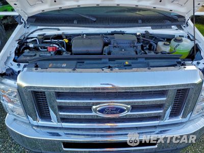 Zdjęcie 7 z 10 samochodu: 2024 FORD ECONOLINE E450 SUPER DUTY CUTAWAY VAN VIN:1FDXE4FN9RDD05606 - miniatura