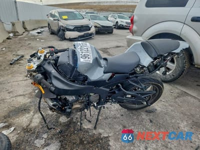 Trzecie zdjęcie samochodu z tyłu: 2006 KAWASAKI ZX636 C1 VIN:JKBZXJC176A035592 - miniatura