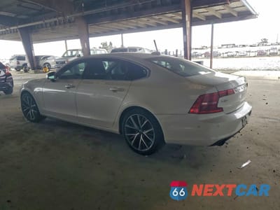 Drugie zdjęcie samochodu z przodu: 2018 VOLVO S90 T5 MOMENTUM VIN:LVY982MK0JP006759 - miniatura