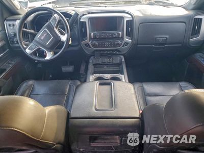 Zdjęcie 8 z 14 samochodu: 2015 GMC SIERRA K3500 SLT VIN:1GT423C82FF571767 - miniatura