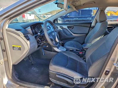 Zdjęcie 7 z 13 samochodu: 2012 HYUNDAI ELANTRA GLS VIN:5NPDH4AE6CH129380 - miniatura