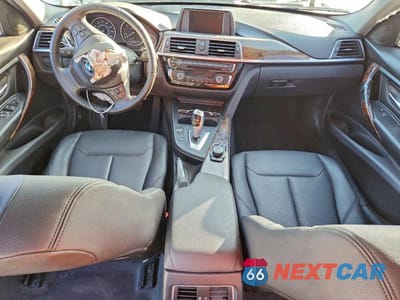Zdjęcie 8 z 12 samochodu: 2017 BMW 320 I VIN:WBA8E1G3XHNU15512 - miniatura