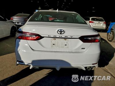 Zdjęcie 6 z 14 samochodu: 2021 TOYOTA CAMRY SE VIN:4T1G11AK8MU594977 - miniatura