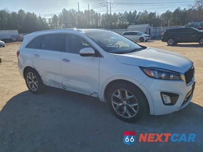 Czwarte zdjęcie samochodu z boku: 2017 KIA SORENTO SX VIN:5XYPKDA57HG262887 - miniatura