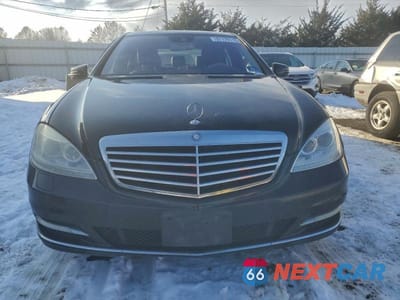 Piąte zdjęcie samochodu w środku: 2010 MERCEDES-BENZ S 550 4MATIC VIN:WDDNG8GB6AA326300 - miniatura