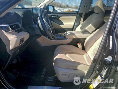 Zdjęcie 7 z 14 samochodu: 2023 TOYOTA HIGHLANDER HYBRID LIMITED VIN:5TDEBRCH9PS131814 - miniatura
