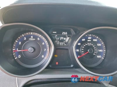 Zdjęcie 9 z 12 samochodu: 2014 HYUNDAI ELANTRA SE VIN:5NPDH4AE5EH516103 - miniatura