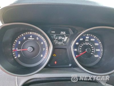 Zdjęcie 9 z 12 samochodu: 2014 HYUNDAI ELANTRA SE VIN:5NPDH4AE5EH516103 - miniatura