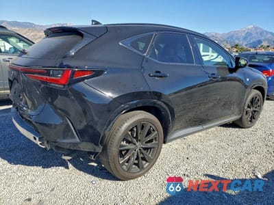 Trzecie zdjęcie samochodu z tyłu: 2022 LEXUS NX 350 VIN:2T2KGCEZ0NC011389 - miniatura