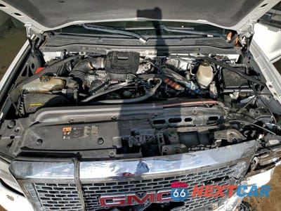 Zdjęcie 11 z 12 samochodu: 2015 GMC SIERRA K2500 DENALI VIN:1GT120E84FF501167 - miniatura