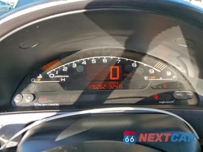 Zdjęcie 9 z 13 samochodu: 2003 HONDA S2000 VIN:JHMAP11433T001183 - miniatura