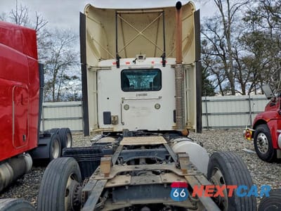 Zdjęcie 6 z 10 samochodu: 2015 KENWORTH T680 SEMI TRUCK VIN:1XKYD49X7FJ452212 - miniatura