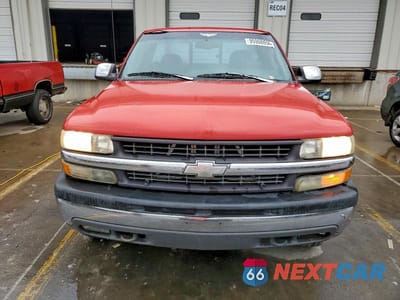 Piąte zdjęcie samochodu w środku: 2000 CHEVROLET SILVERADO K1500 VIN:1GCEK14T7YE123125 - miniatura