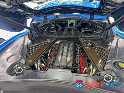 Zdjęcie 7 z 10 samochodu: 2021 CHEVROLET CORVETTE STINGRAY 2LT VIN:1G1YB2D43M5114260 - miniatura