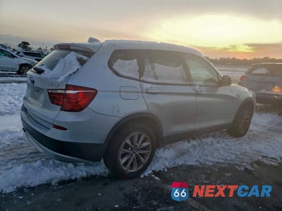 Trzecie zdjęcie samochodu z tyłu: 2014 BMW X3 XDRIVE28I VIN:5UXWX9C51E0D37562 - miniatura