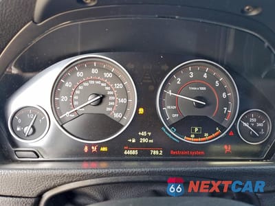 Zdjęcie 9 z 12 samochodu: 2019 BMW 440XI VIN:WBA4W9C55KAF94755 - miniatura