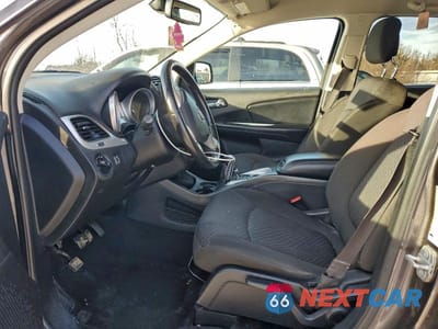 Zdjęcie 7 z 13 samochodu: 2019 DODGE JOURNEY SE VIN:3C4PDCBBXKT774202 - miniatura