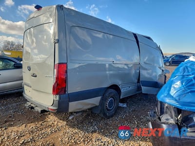Trzecie zdjęcie samochodu z tyłu: 2024 MERCEDES-BENZ SPRINTER 2500 VIN:W1Y4NCHYXRT165740 - miniatura