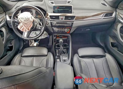 Zdjęcie 8 z 15 samochodu: 2016 BMW X1 XDRIVE28I VIN:WBXHT3C30G5F67555 - miniatura