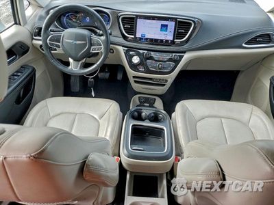 Zdjęcie 8 z 13 samochodu: 2021 CHRYSLER PACIFICA HYBRID TOURING L VIN:2C4RC1L73MR594317 - miniatura