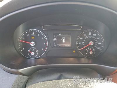 Zdjęcie 9 z 13 samochodu: 2018 KIA SORENTO LX VIN:5XYPG4A52JG393524 - miniatura