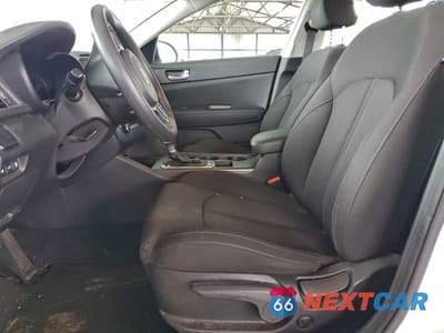 Zdjęcie 7 z 14 samochodu: 2017 KIA OPTIMA LX VIN:5XXGT4L38HG171057 - miniatura