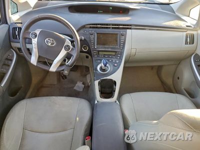 Zdjęcie 8 z 12 samochodu: 2011 TOYOTA PRIUS VIN:JTDKN3DU9B5347664 - miniatura