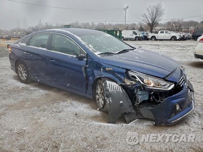 Czwarte zdjęcie samochodu z boku: 2018 HYUNDAI SONATA SE VIN:5NPE24AF7JH666724 - miniatura