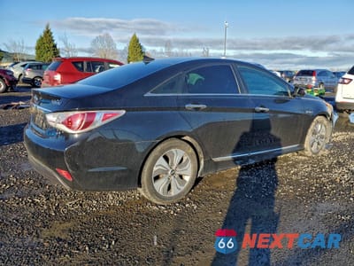 Trzecie zdjęcie samochodu z tyłu: 2013 HYUNDAI SONATA HYBRID VIN:KMHEC4A46DA098923 - miniatura