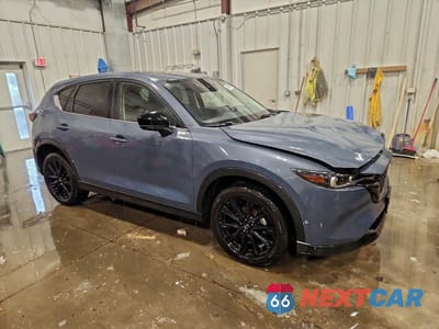 Czwarte zdjęcie samochodu z boku: 2023 MAZDA CX-5 PREFERRED VIN:JM3KFBCM8P0150960 - miniatura