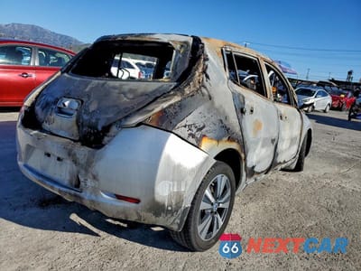 Trzecie zdjęcie samochodu z tyłu: 2013 NISSAN LEAF S VIN:1N4AZ0CP2DC417939 - miniatura