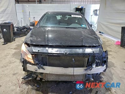 Piąte zdjęcie samochodu w środku: 2018 MERCEDES-BENZ CLA 250 4MATIC VIN:WDDSJ4GB1JN670073 - miniatura