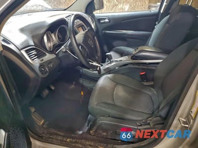 Zdjęcie 7 z 13 samochodu: 2011 DODGE JOURNEY MAINSTREET VIN:3D4PH1FG8BT557121 - miniatura
