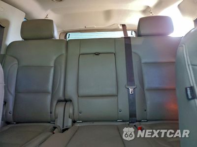 Zdjęcie 10 z 14 samochodu: 2018 CHEVROLET TAHOE C1500 LT VIN:1GNSCBKC6JR243321 - miniatura