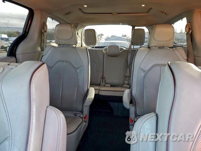 Zdjęcie 10 z 14 samochodu: 2017 CHRYSLER PACIFICA LIMITED VIN:2C4RC1GG7HR647701 - miniatura
