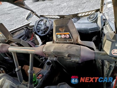Zdjęcie 6 z 11 samochodu: 2018 CAN-AM MAVERICK X3 MAX X DS TURBO R VIN:3JBVEAW29JK000128 - miniatura