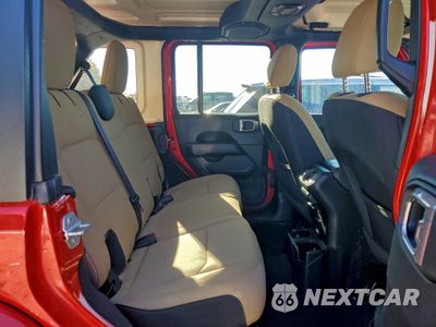 Zdjęcie 10 z 12 samochodu: 2021 JEEP WRANGLER UNLIMITED SAHARA VIN:1C4HJXENXMW624114 - miniatura