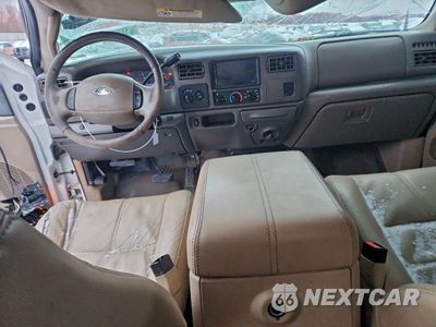 Zdjęcie 8 z 13 samochodu: 2003 FORD F250 SUPER DUTY VIN:1FTNW21P43ED51108 - miniatura