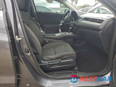 Zdjęcie 7 z 14 samochodu: 2021 HONDA HR-V LX VIN:3CZRU5H39MM703813 - miniatura