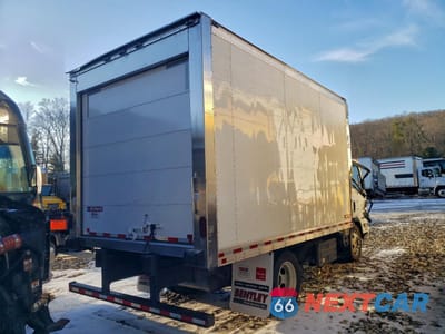 Trzecie zdjęcie samochodu z tyłu: 2023 ISUZU NQR REFRIGERATED BOX TRUCK VIN:JALE5W166P7900561 - miniatura