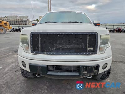 Piąte zdjęcie samochodu w środku: 2013 FORD F150 SUPERCREW VIN:1FTFW1ET8DFB83474 - miniatura
