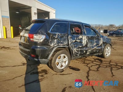 Trzecie zdjęcie samochodu z tyłu: 2012 JEEP GRAND CHEROKEE LAREDO VIN:1C4RJFAG3CC111440 - miniatura