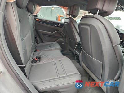 Zdjęcie 10 z 12 samochodu: 2021 PORSCHE CAYENNE E HYBRID COUPE VIN:WP1BE2AY8MDA44044 - miniatura