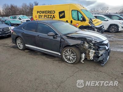 Czwarte zdjęcie samochodu z boku: 2019 TOYOTA CAMRY L VIN:4T1B11HK0KU830177 - miniatura
